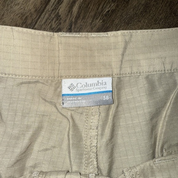 Columbia Omni Shade Shorts Mens 38 Beige Cargo Performance Fishing Gear Outdoor - Picture 4 of 6
